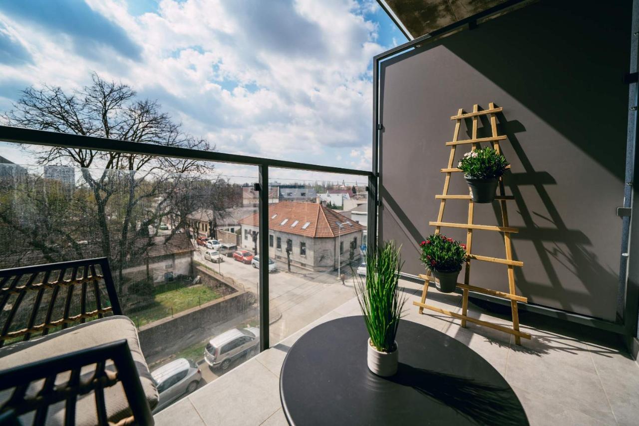 Luxury Apartment W. City Views In Kosice Old Town Exteriér fotografie